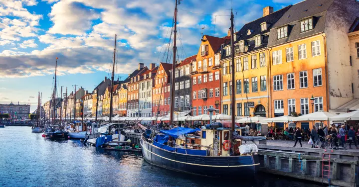 Organized by Databricks