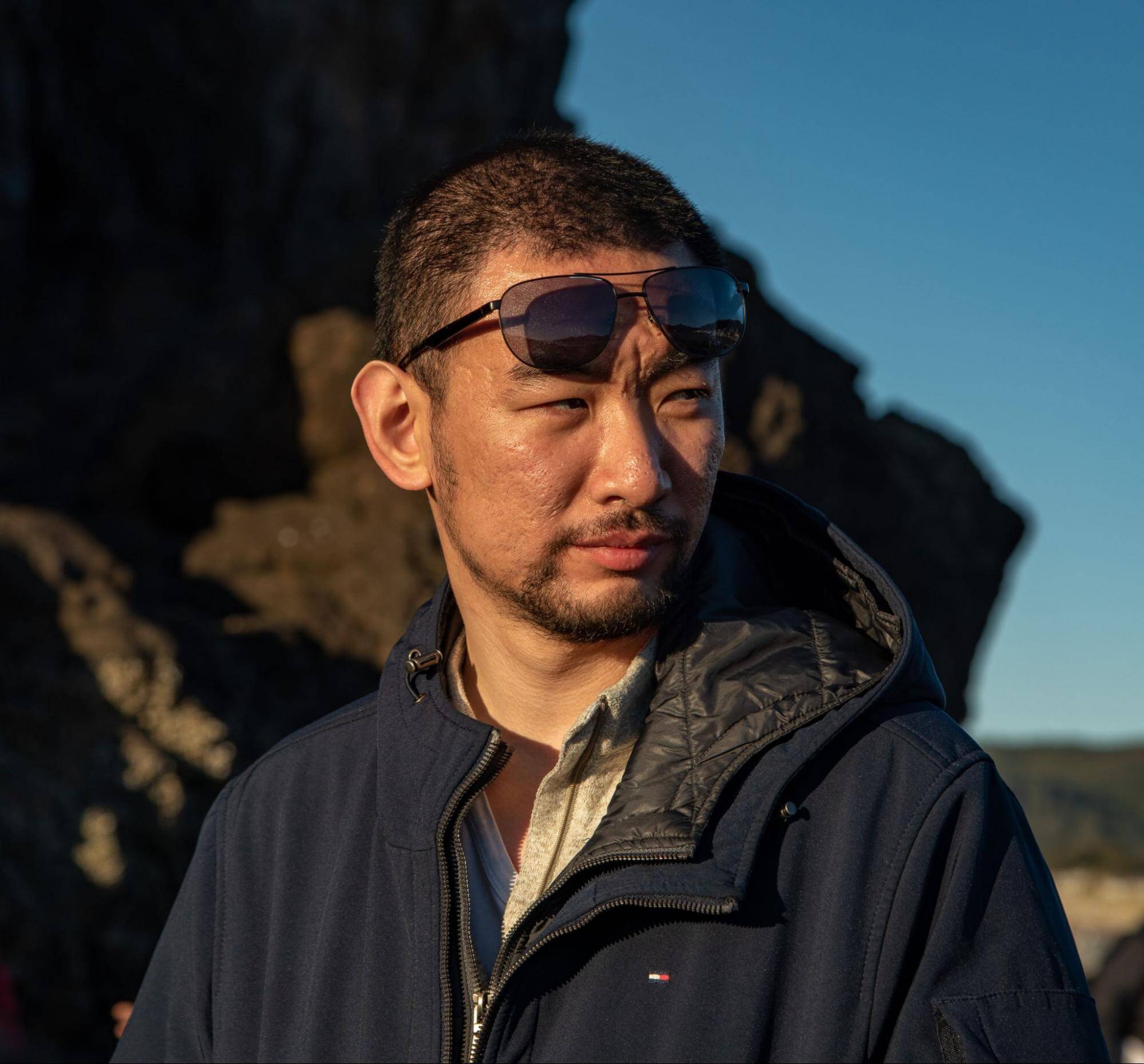 Haowen Zhang