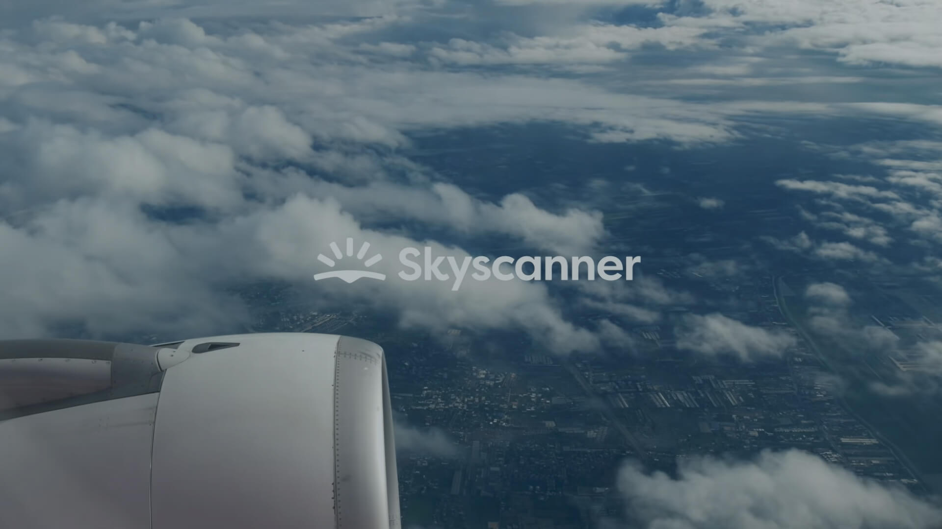 customer Skyscanner video load image