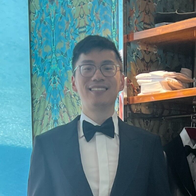 Yecheng Yang
